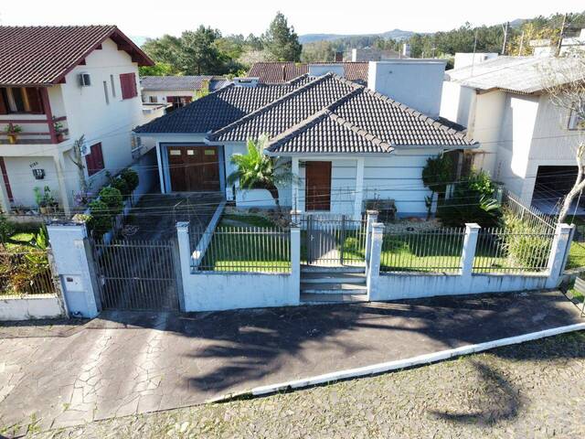 #27 - Casa para Venda em Taquara - RS