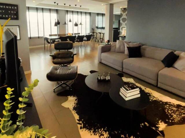 Venda em Petrópolis - Taquara