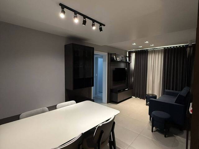 Apartamento para Venda em Taquara - 3